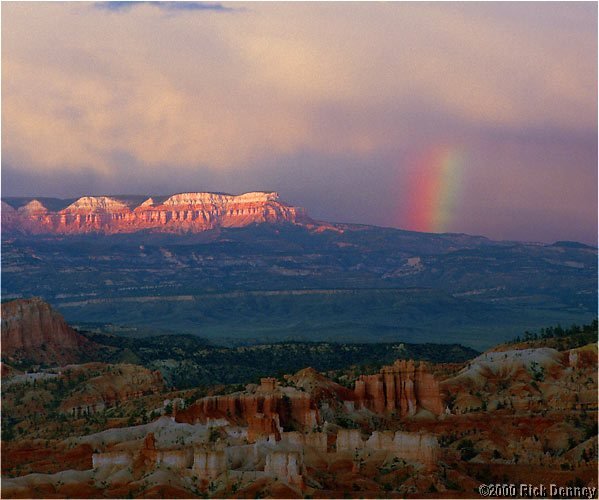 aquariusrainbowaquariusplateaufrombrycecanyonutah2001.jpg