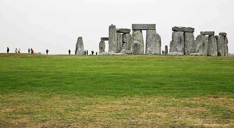 stonehenge2008.jpg