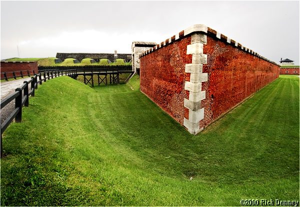 IMAGE: http://www.rickdenney.com/images/fort-niagra-moat-lores.jpg